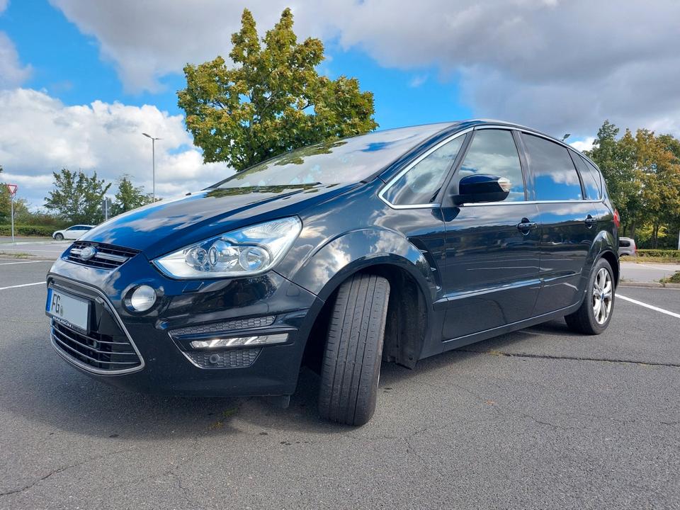 Ford S-Max 2013 — rear view
