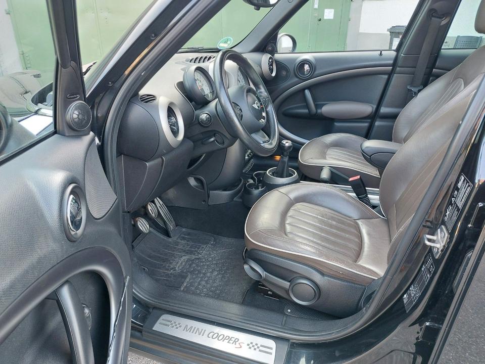 Mini Cooper S 2012 — photo 26