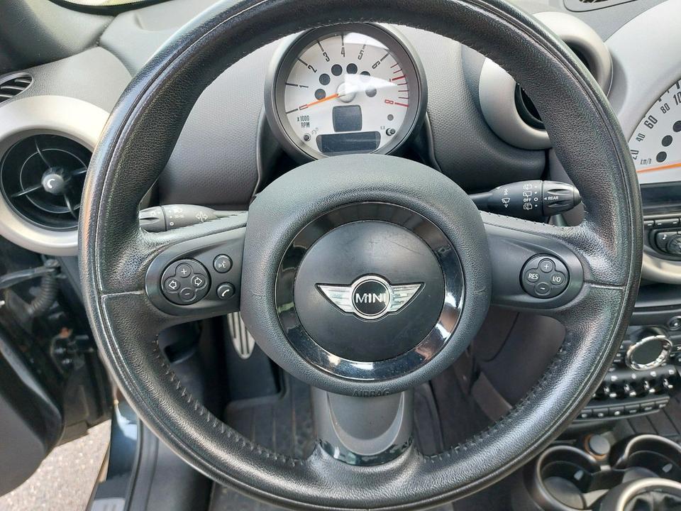 Mini Cooper S 2012 — photo 29