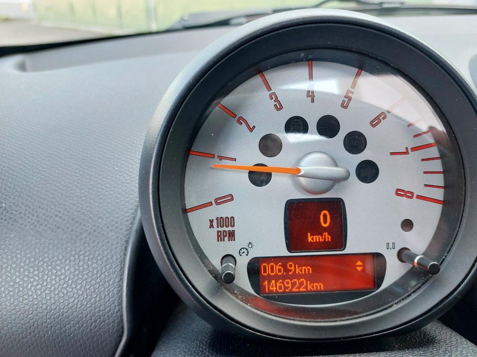 Mini Cooper S 2012 — photo 31