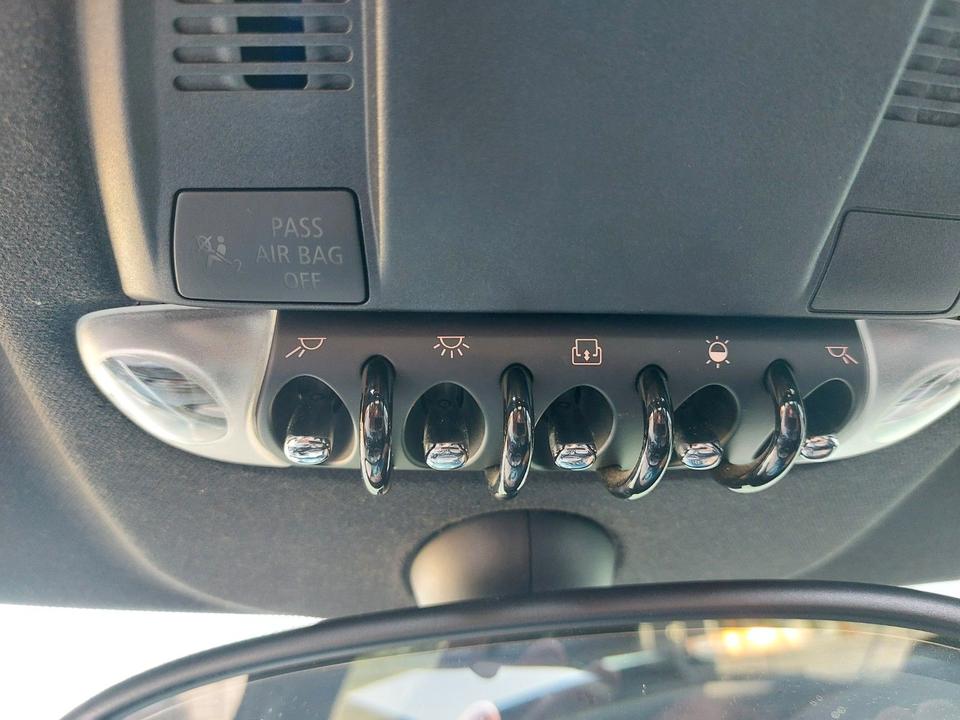 Mini Cooper S 2012 — photo 36