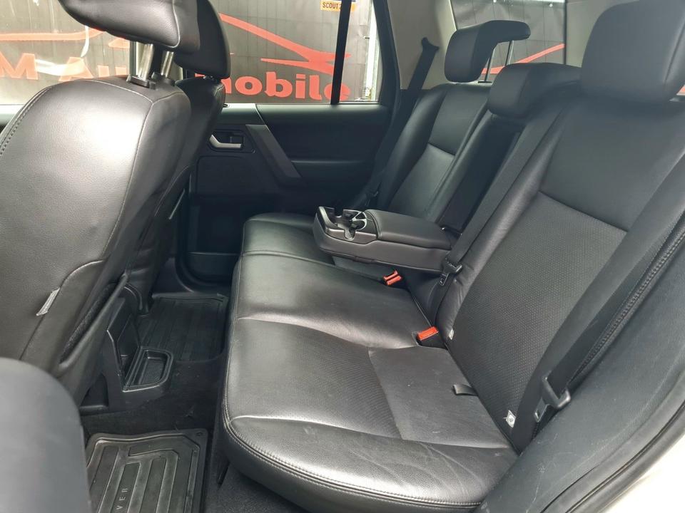 Land Rover Freelander 2009 — photo 28