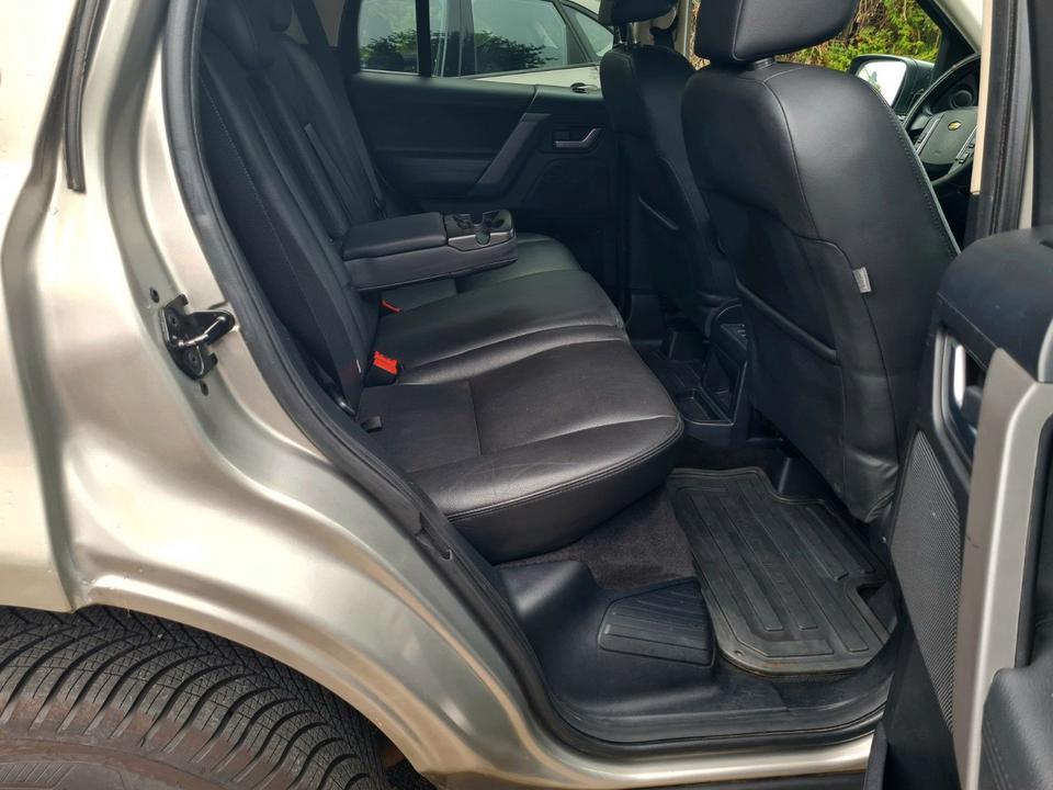 Land Rover Freelander 2009 — photo 29