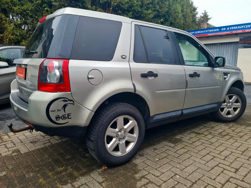 Land Rover Freelander 2009 — engine