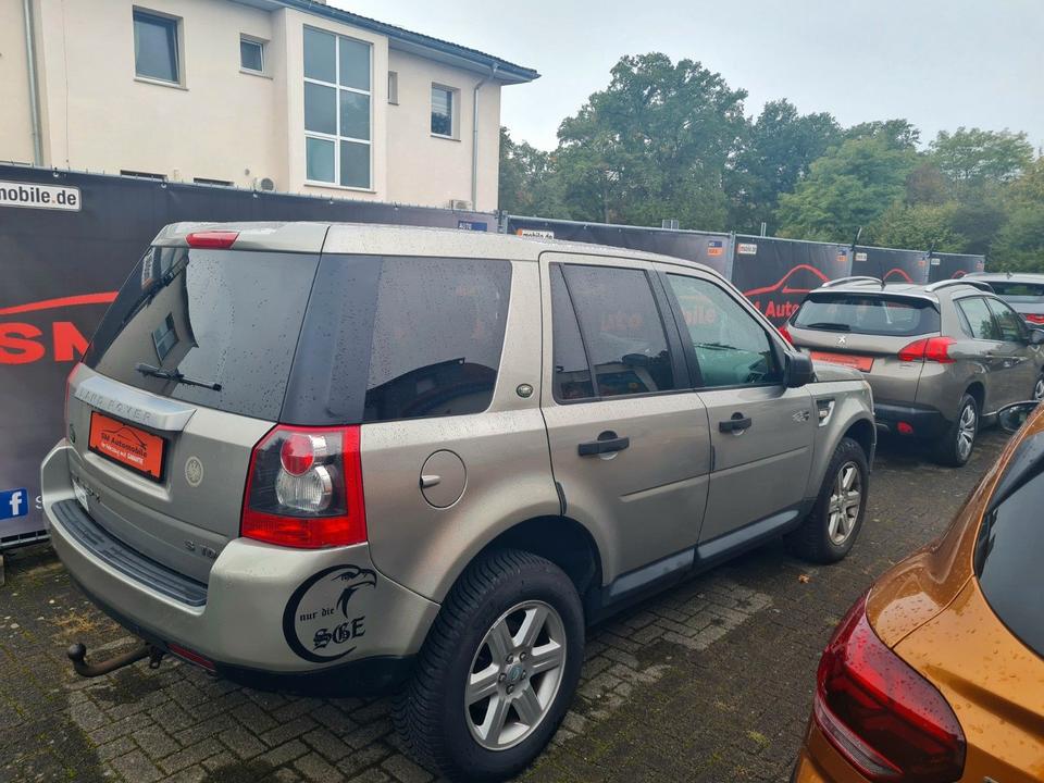 Land Rover Freelander 2009 — photo 8