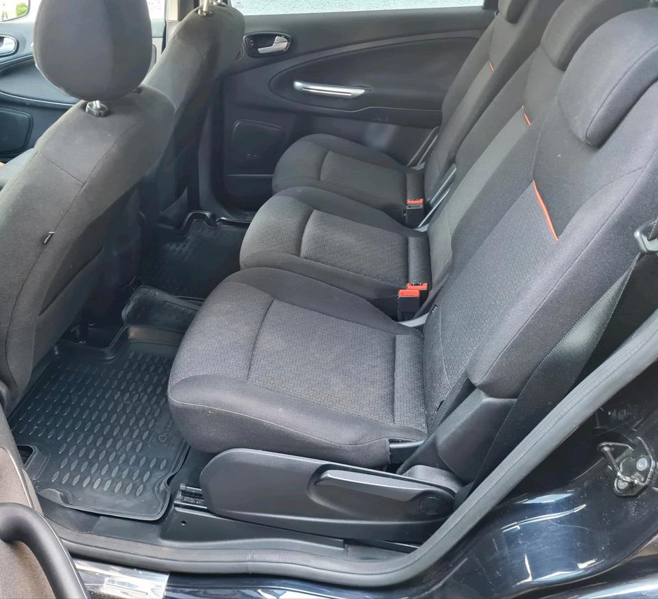 Ford S-Max 2009 — photo 5