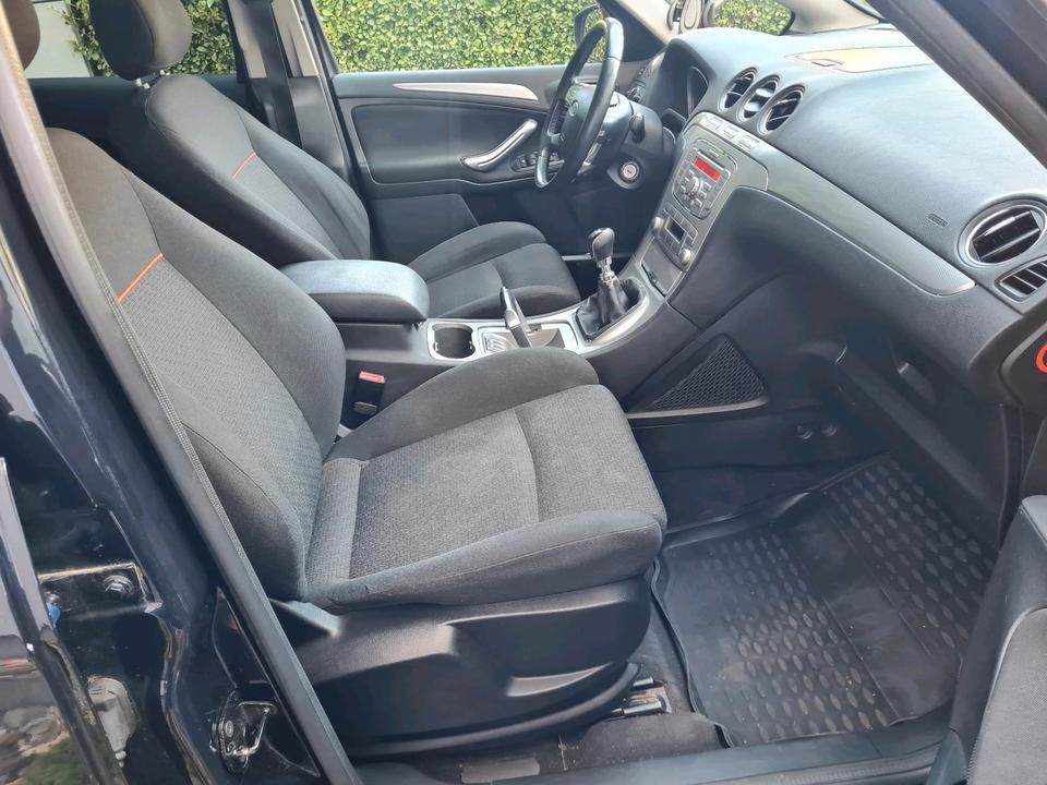 Ford S-Max 2009 — photo 7
