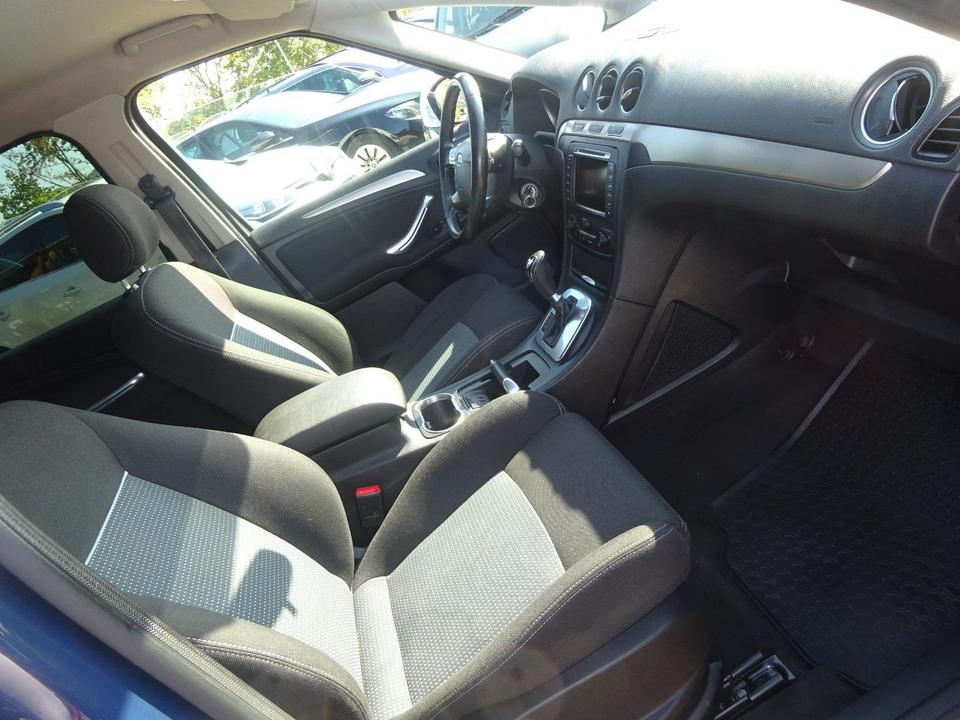 Ford S-Max 2014 — photo 11