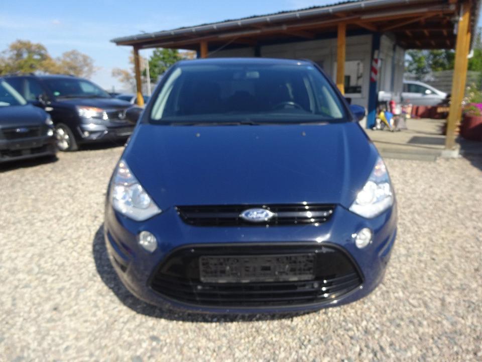 Ford S-Max 2014 — rear view