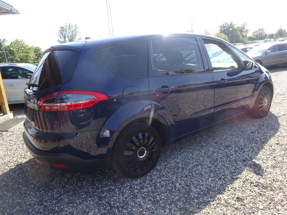Ford S-Max 2014 — engine