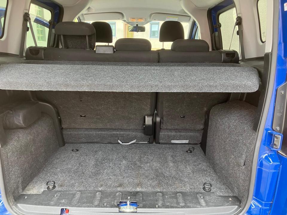 Fiat Qubo 2011 — interior