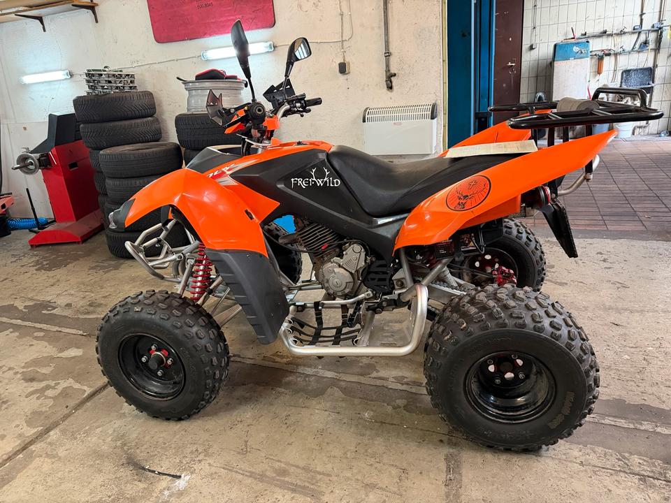 Weitere Motorräder Adly 300xs Quad TÜV neu 2011 — engine 300 ccm