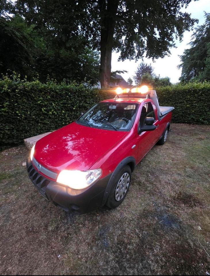 Fiat Strada 2007 — двигун