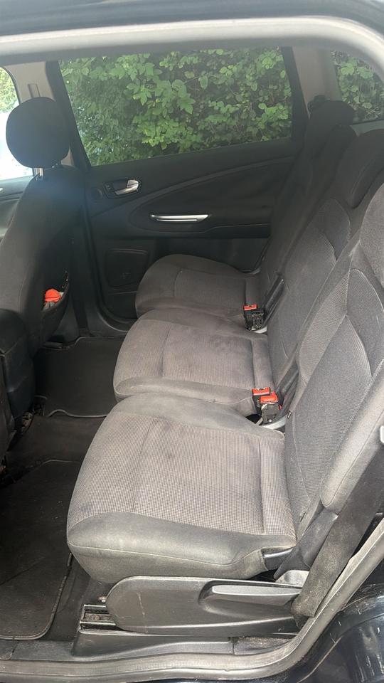 Ford S-Max 2009 — photo 7