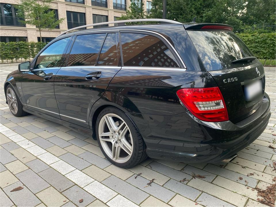 Mercedes Benz C 250 2012 — photo 9