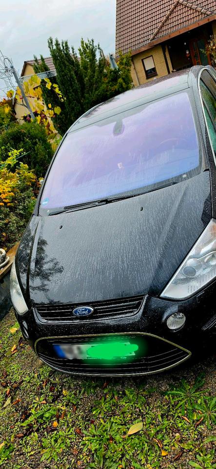 Ford S-Max 2011 — салон