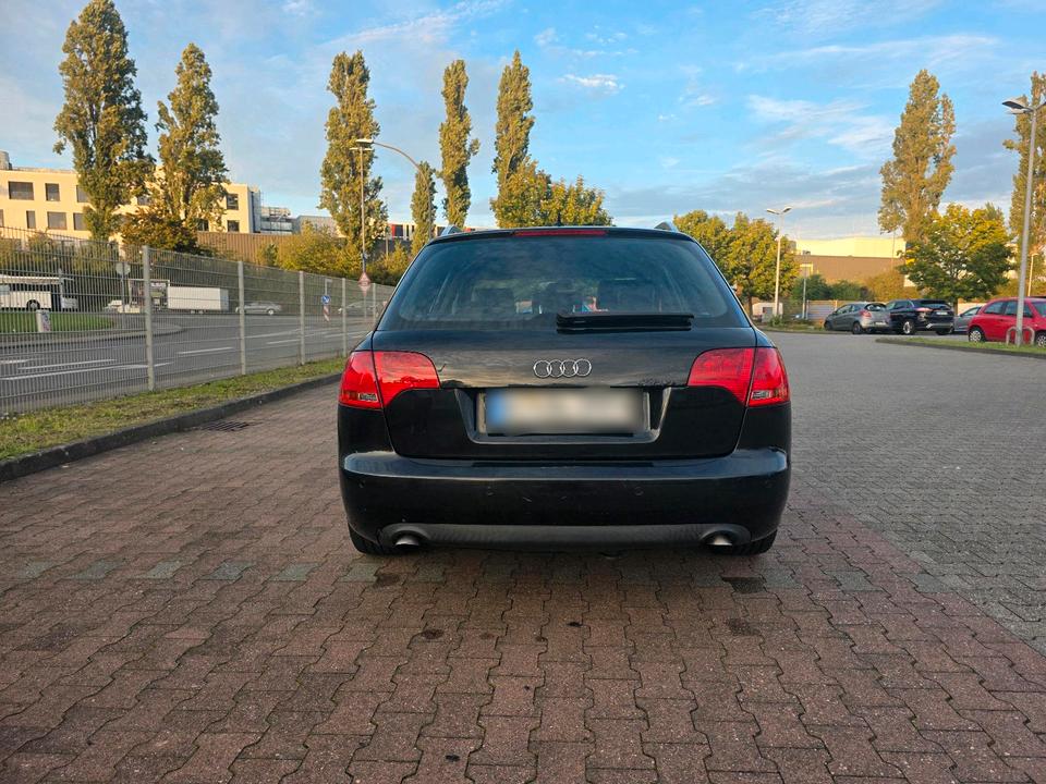 Audi A4 2006 — двигун