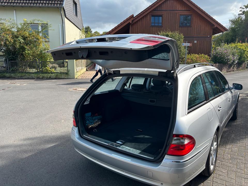 Mercedes Benz E 200 2009 — photo 8