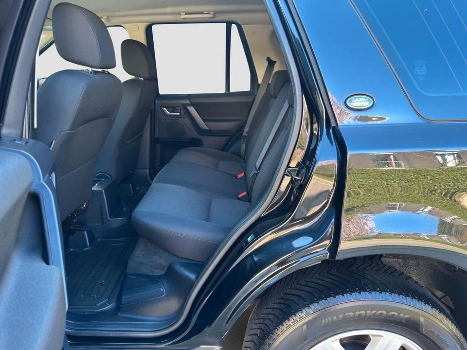 Land Rover Freelander 2013 — photo 10