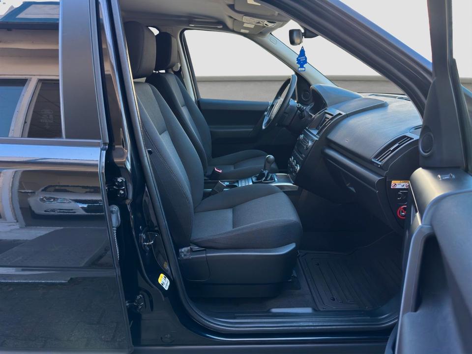 Land Rover Freelander 2013 — photo 12