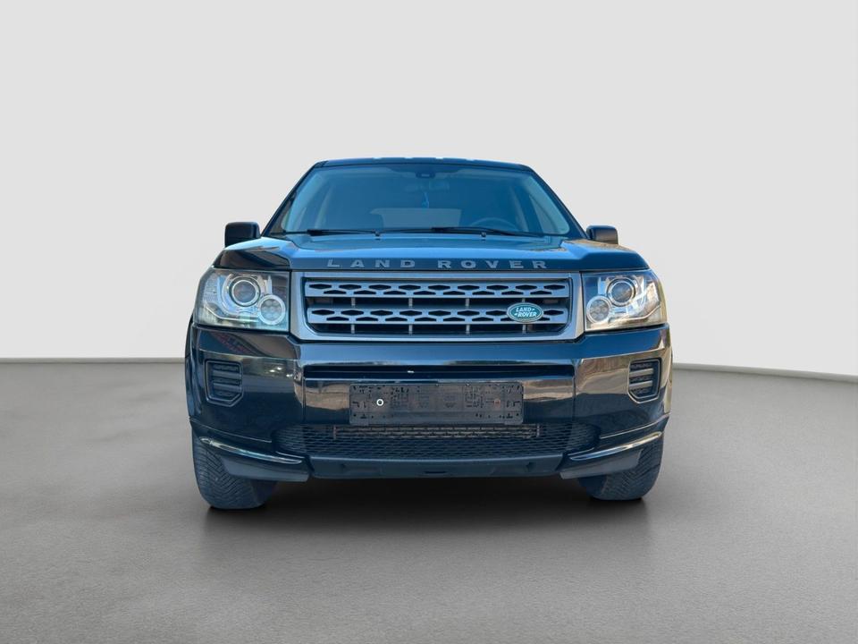 Land Rover Freelander 2013 — rear view