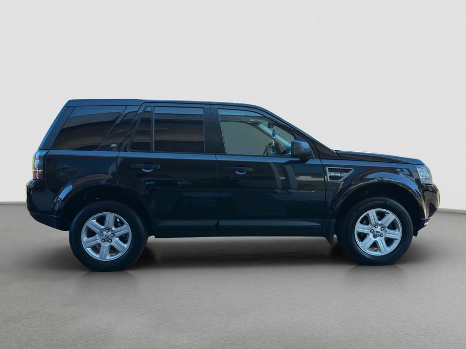 Land Rover Freelander 2013 — photo 8