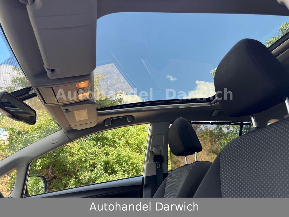 Toyota Verso 2009 — photo 16