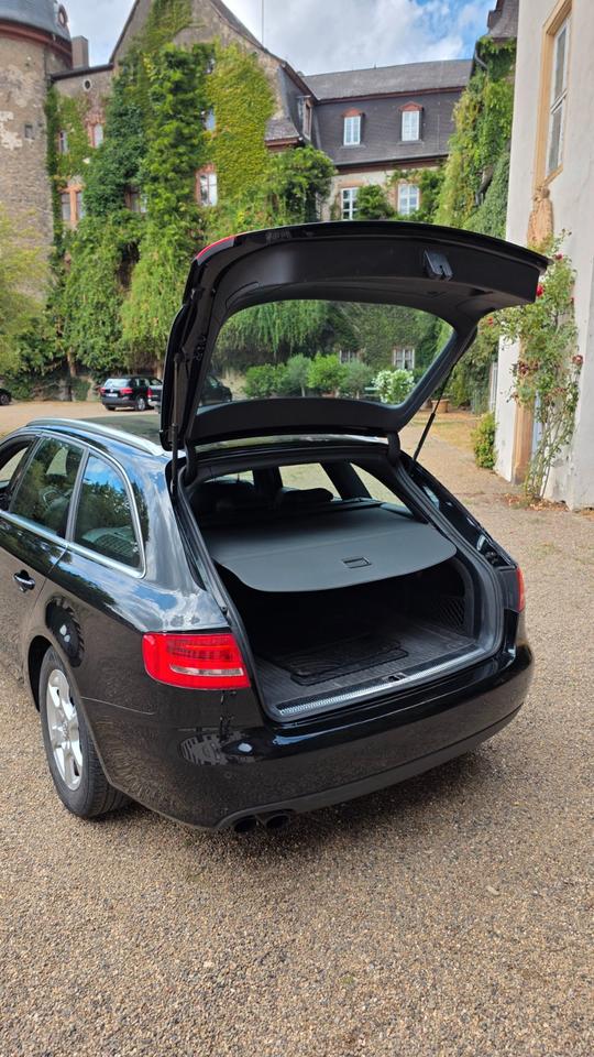 Audi A4 2009 — photo 13