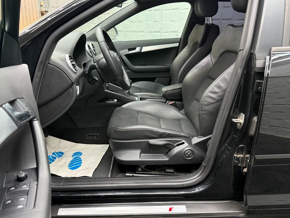 Audi A3 2009 — photo 9