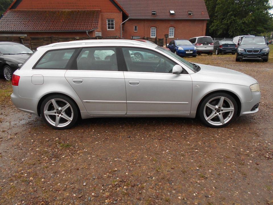 Audi A4 2007 — салон
