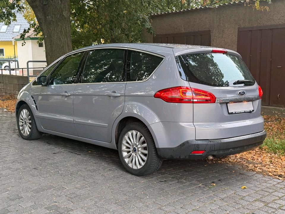 Ford S-Max 2012 — салон