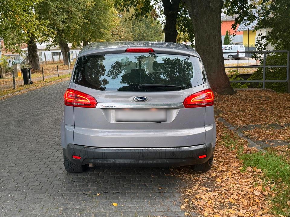 Ford S-Max 2012 — двигун