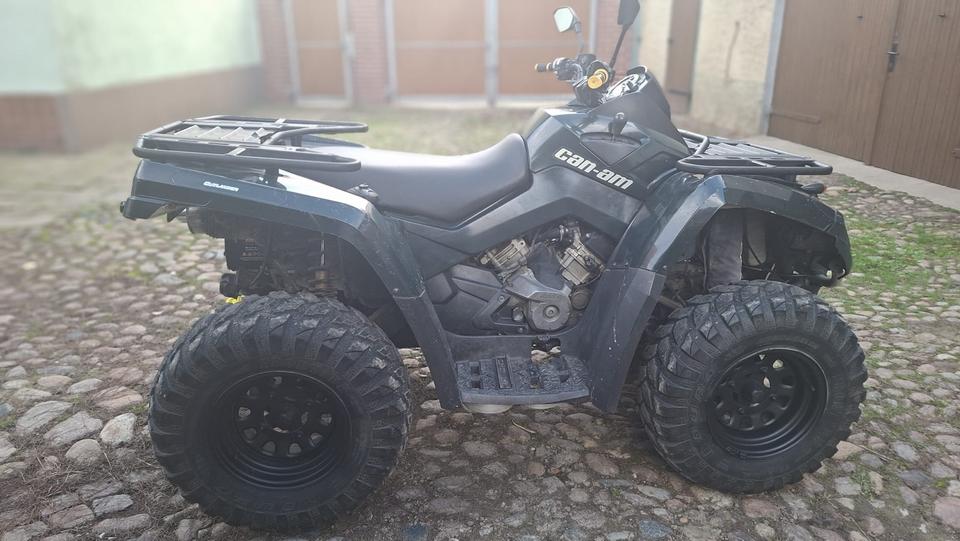 Weitere Motorräder Can Am Outlander 650 2007 — вигляд ззаду
