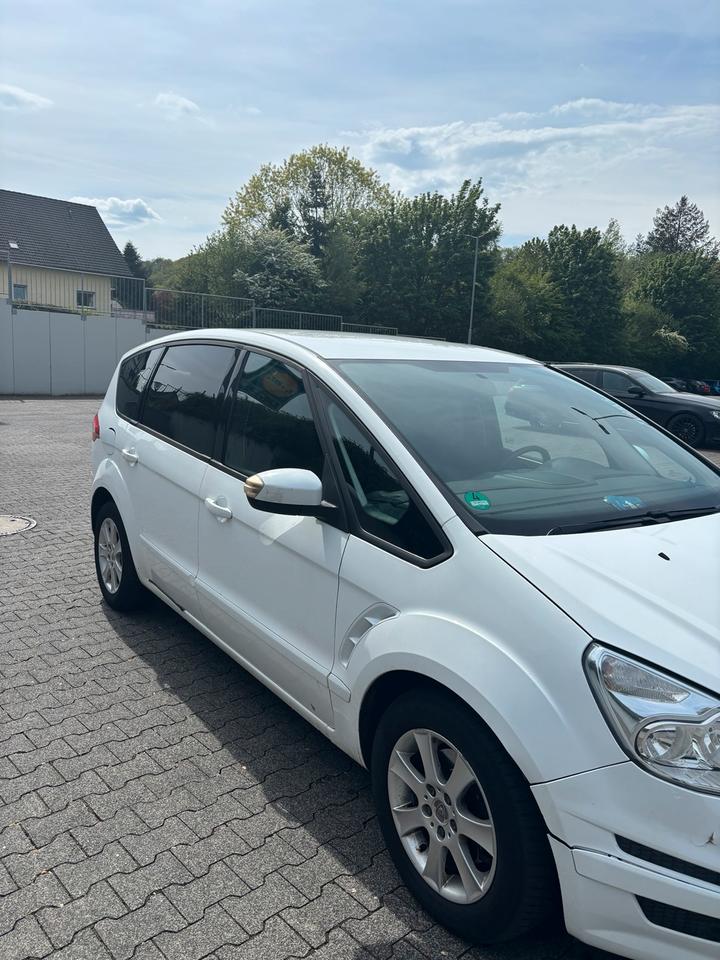 Ford C-Max 2011 — engine