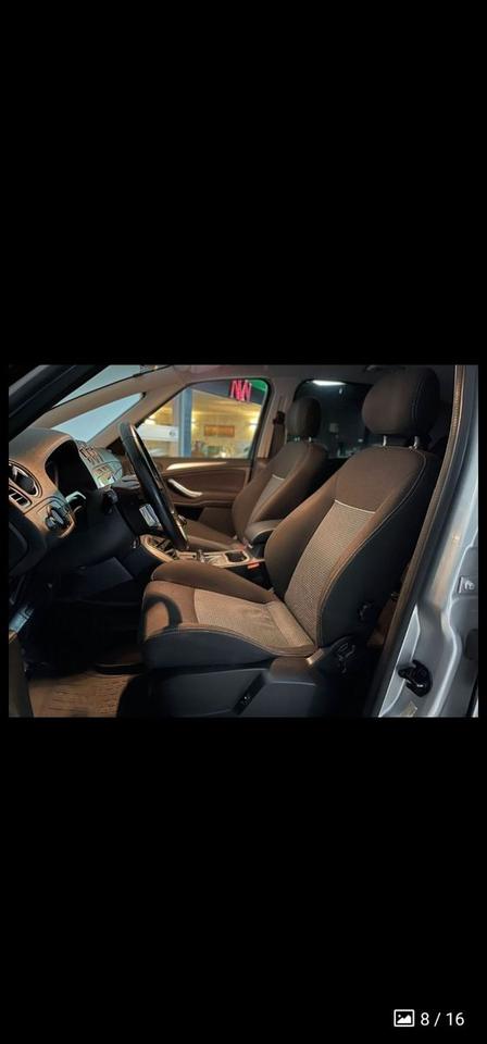 Ford S-Max 2011 — photo 7