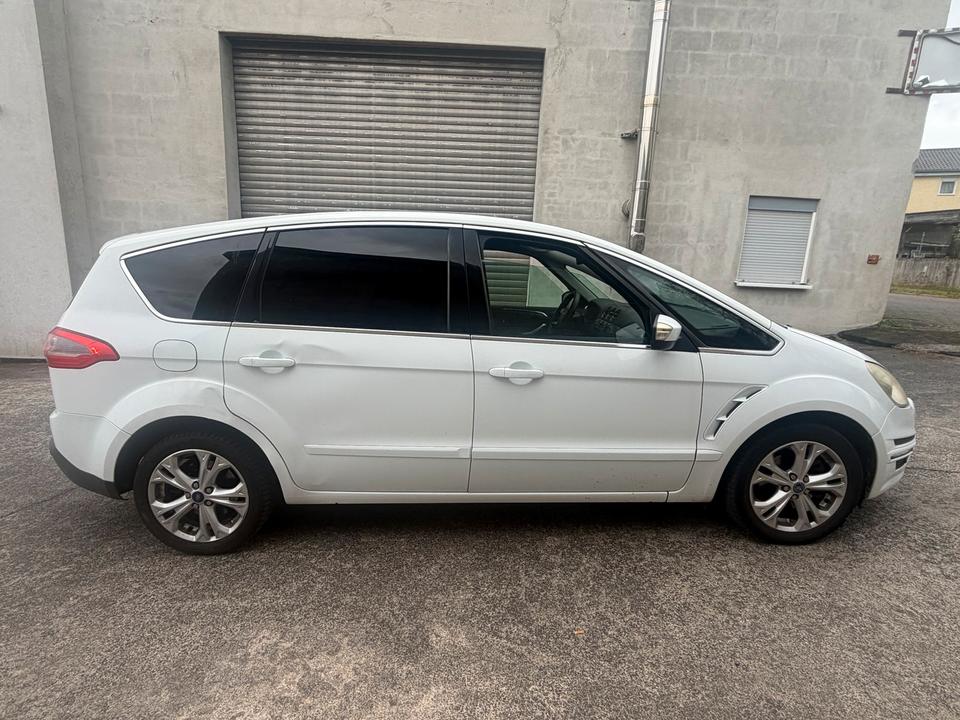 Ford S-Max 2012 — engine
