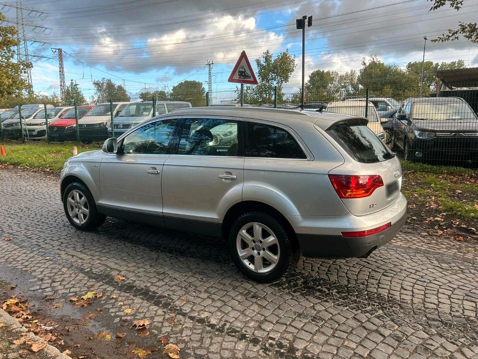 Audi Q7 2007 — engine