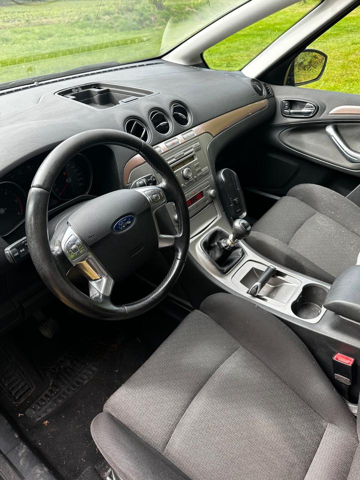Ford S-Max 2007 — photo 11
