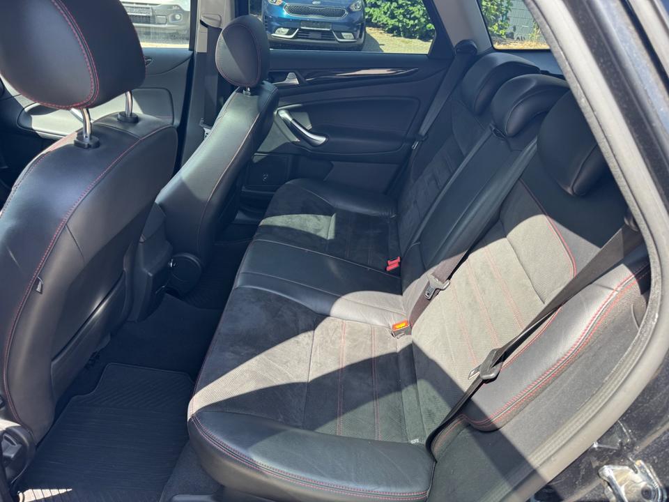 Ford Mondeo 2014 — photo 10