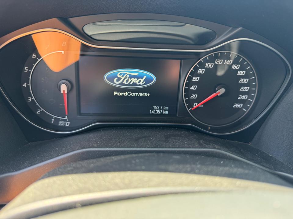 Ford Mondeo 2014 — photo 14