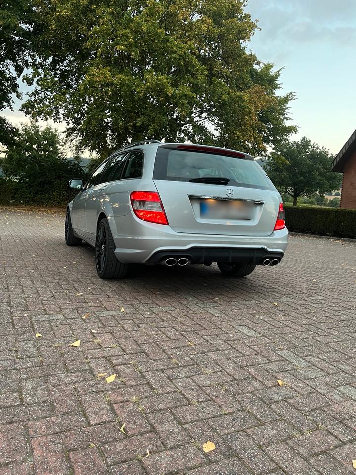 Mercedes Benz C 220 2008 — rear view