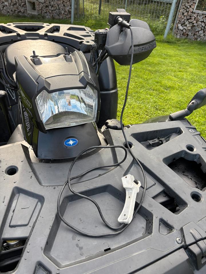 Weitere Motorräder Gelöscht • Polaris Sportsmann 850 XP EFI 4x4 ATV Quad 2011 — фото 15