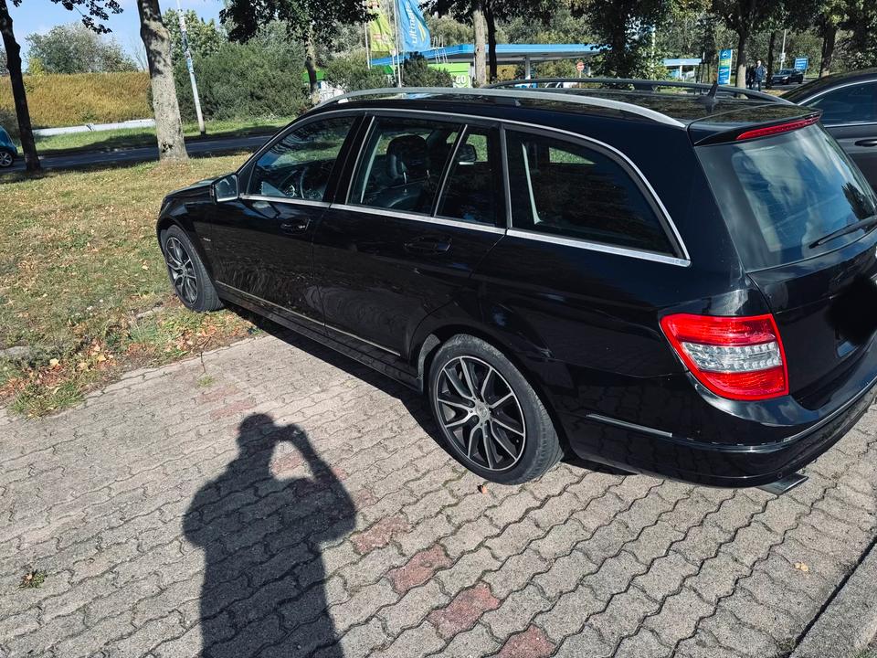 Mercedes Benz C 350 2009 — engine