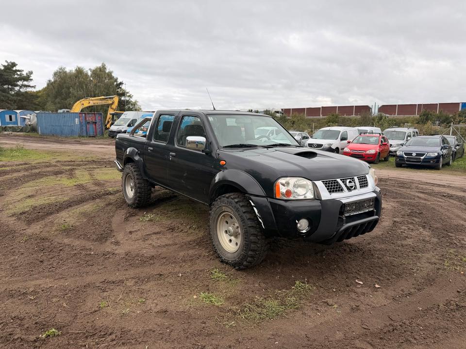 Nissan Navara 2004 — vehicle for AFU Ukraine