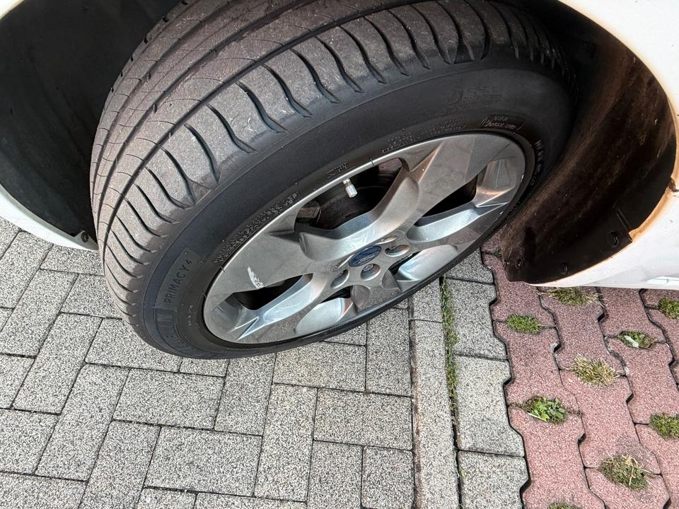 Ford S-Max 2011 — photo 10