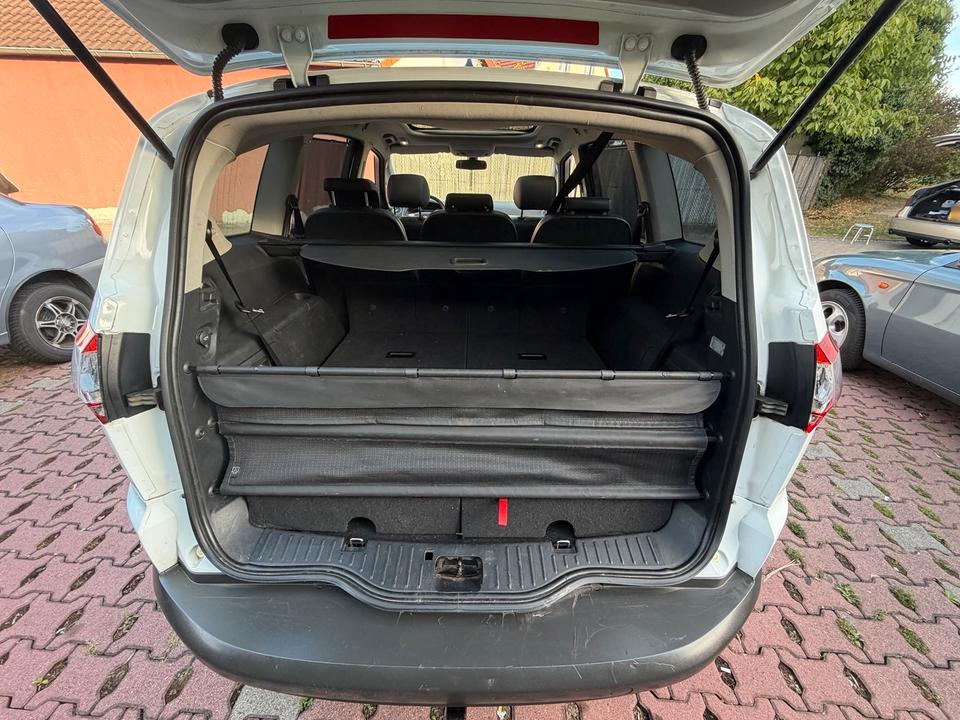 Ford S-Max 2011 — photo 5