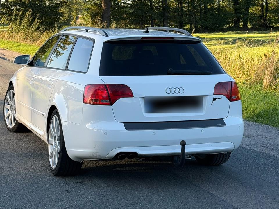 Audi A4 2008 — engine