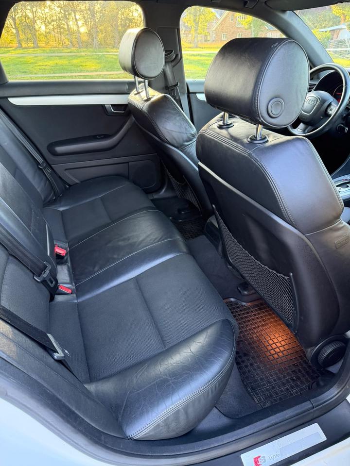 Audi A4 2008 — photo 8