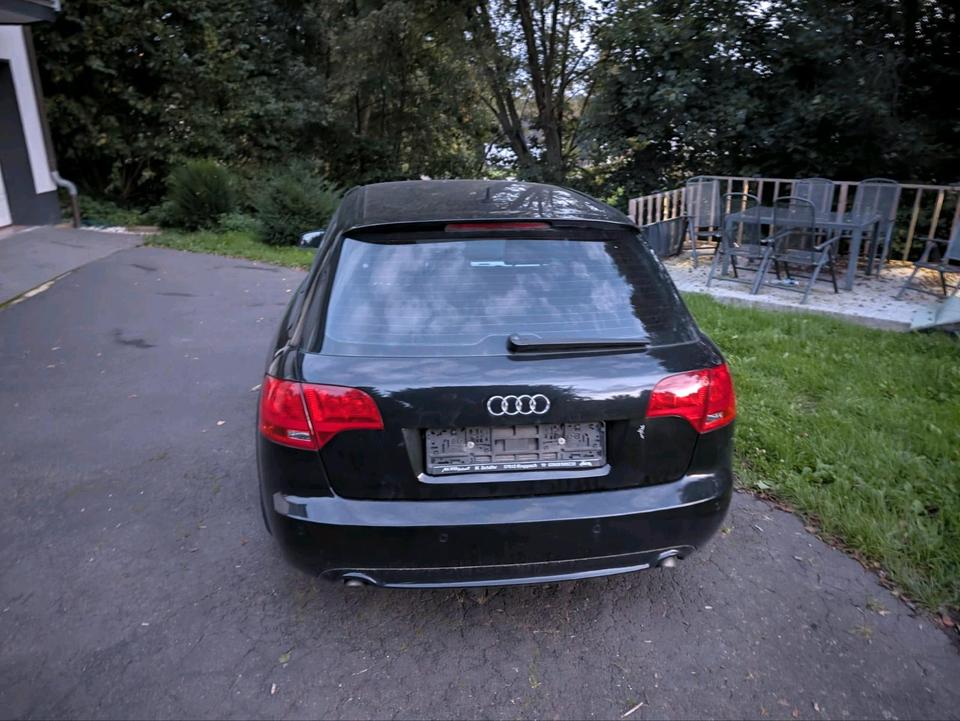 Audi A4 2007 — photo 13