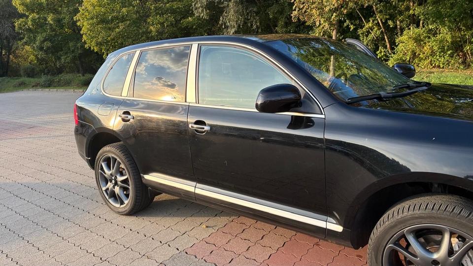 Porsche Cayenne 2006 — салон